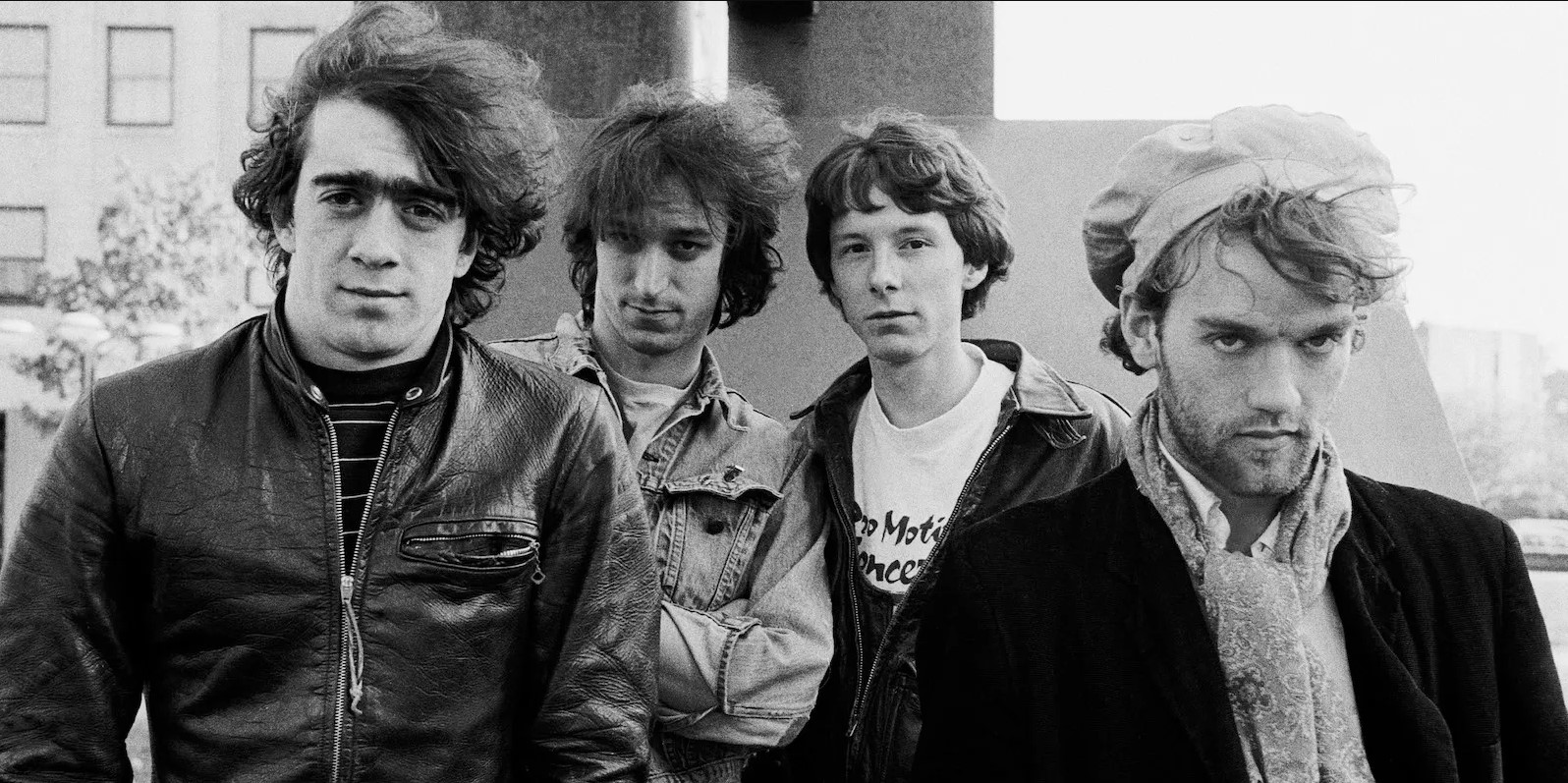 R.E.M. Dari "Losing My Religion" hingga Ikon Musik Dunia