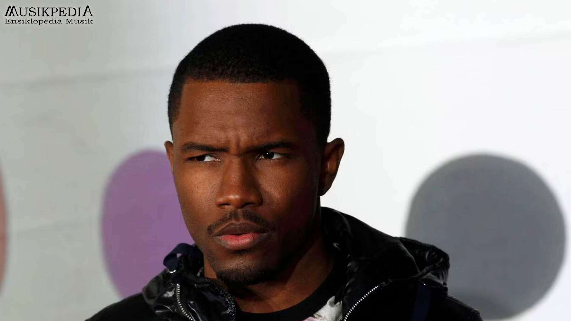 Frank Ocean: Seniman Visioner dengan Lirik yang Menyentuh Hati