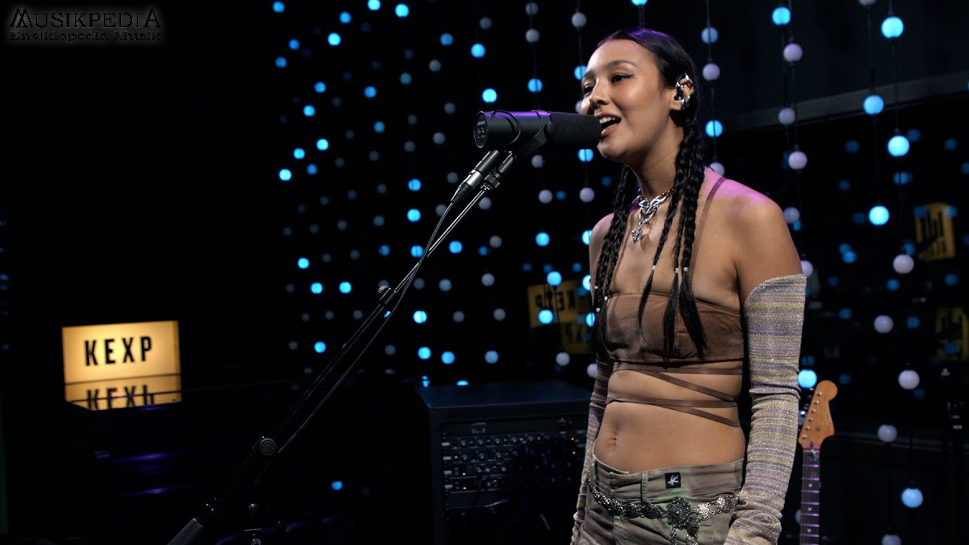Luna Li: Menemukan Suara Autentik di Era Musik Modern
