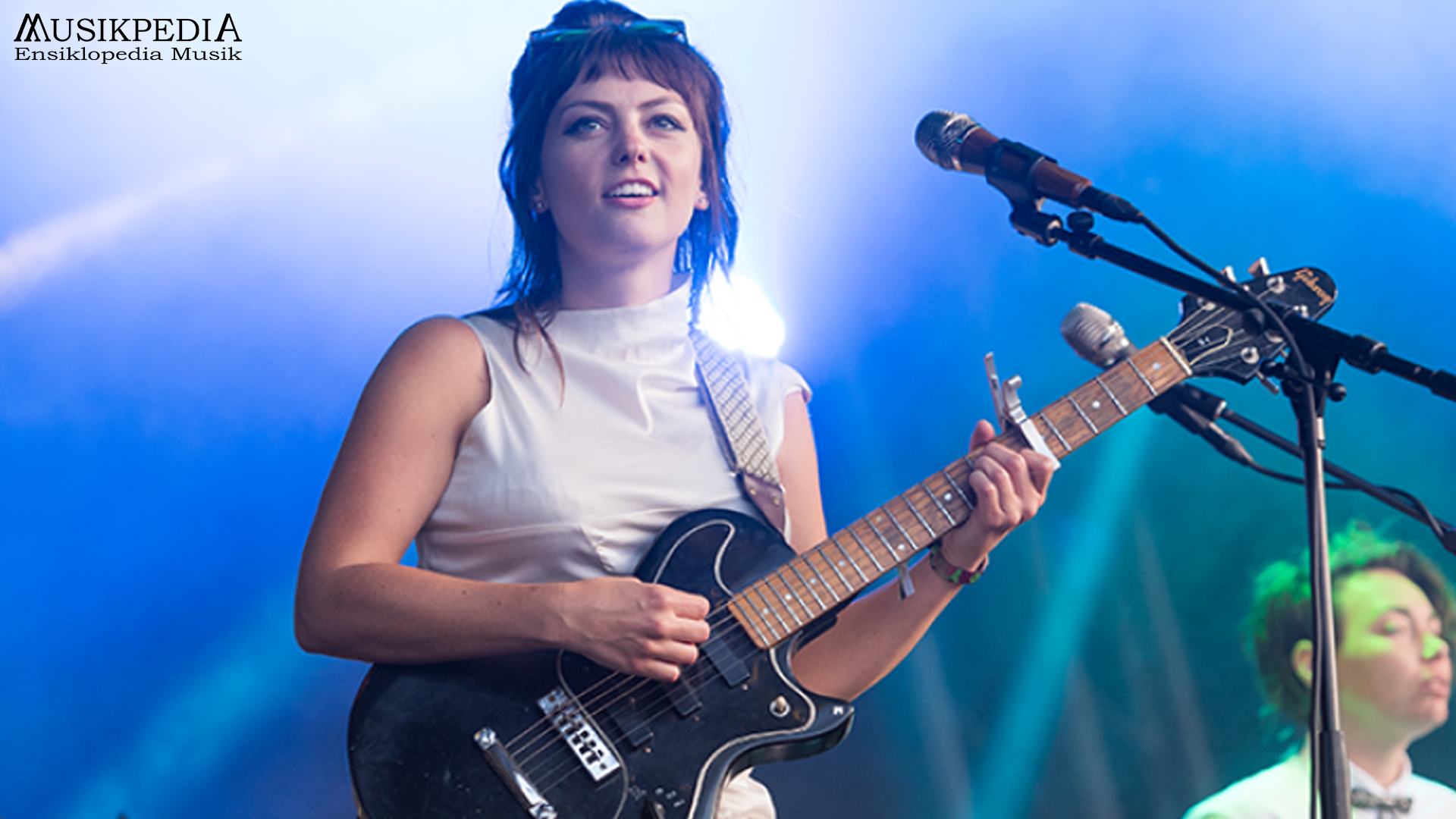 Mengulik Indah Dunia Musik Angel Olsen yang Penuh Nuansa