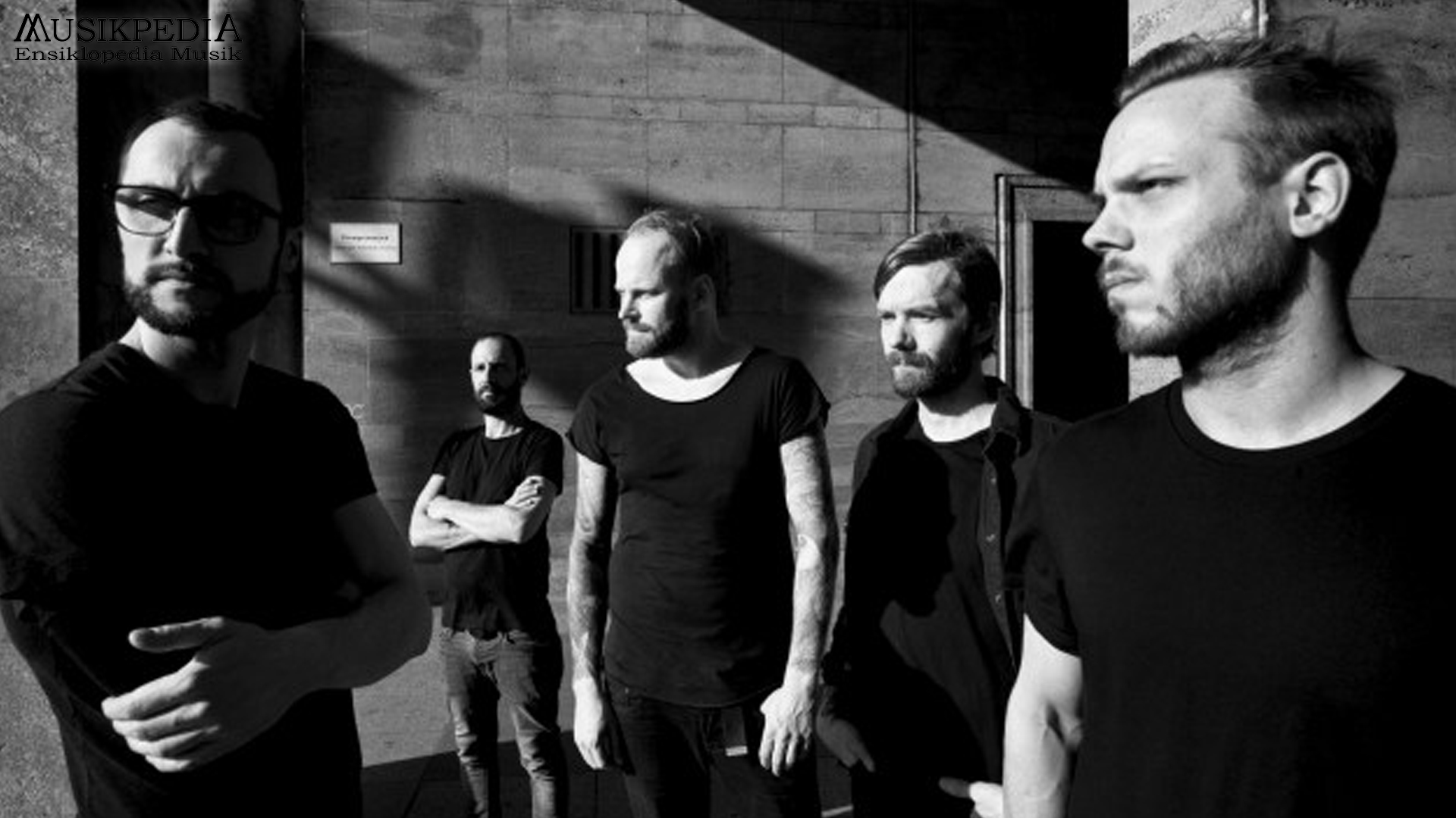 Jejak Musik The Ocean Collective yang Menggetarkan Jiwa