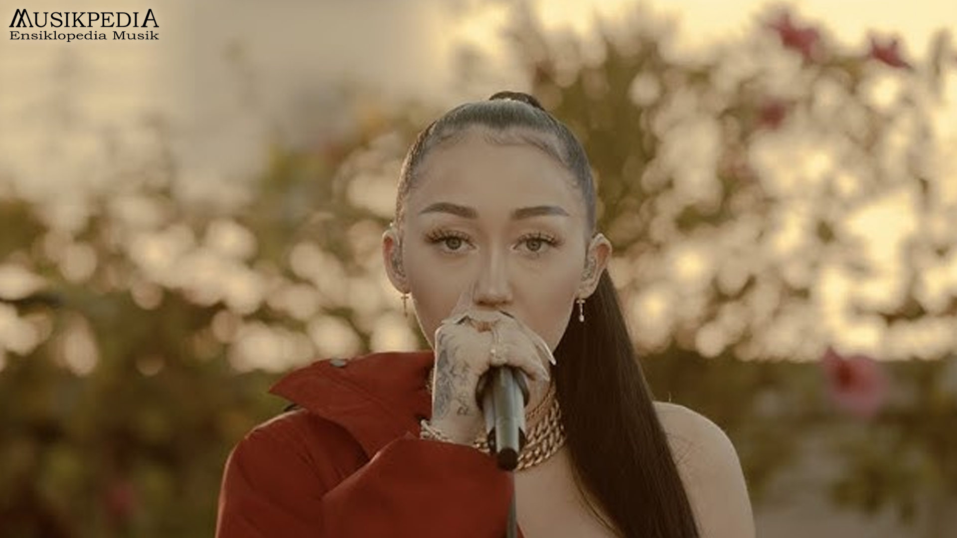 Mengulik Musik Noah Cyrus yang Penuh Makna dan Emosi