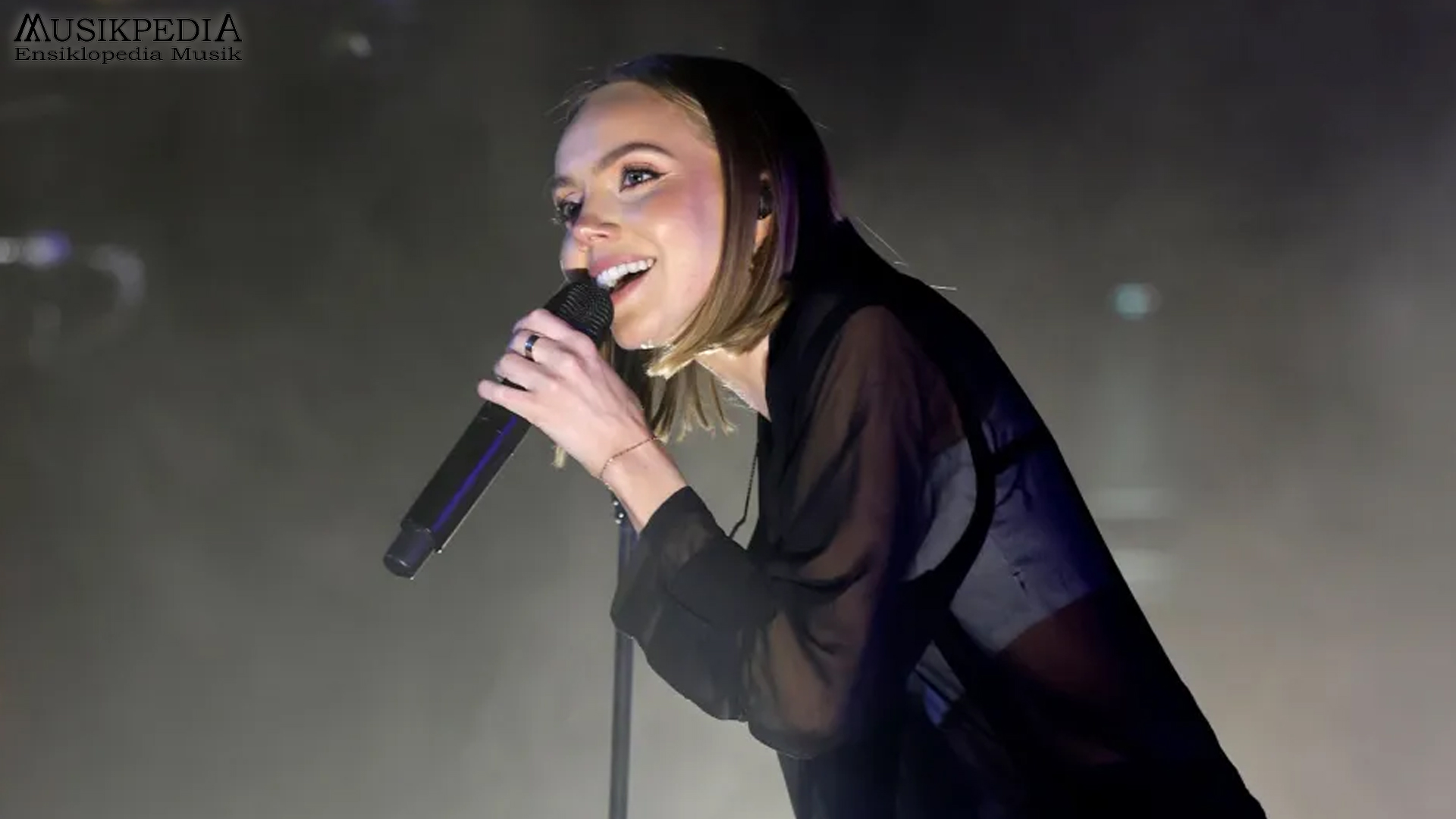 Danielle Bradbery: Dari Suara Remaja Menjadi Ikon Musik Kini