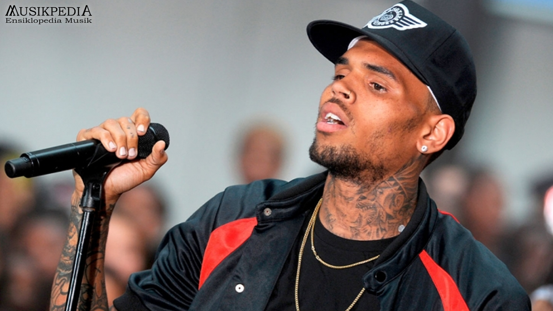 Mengenal Lebih Dekat Chris Brown, Sang Multi-Talenta Musik