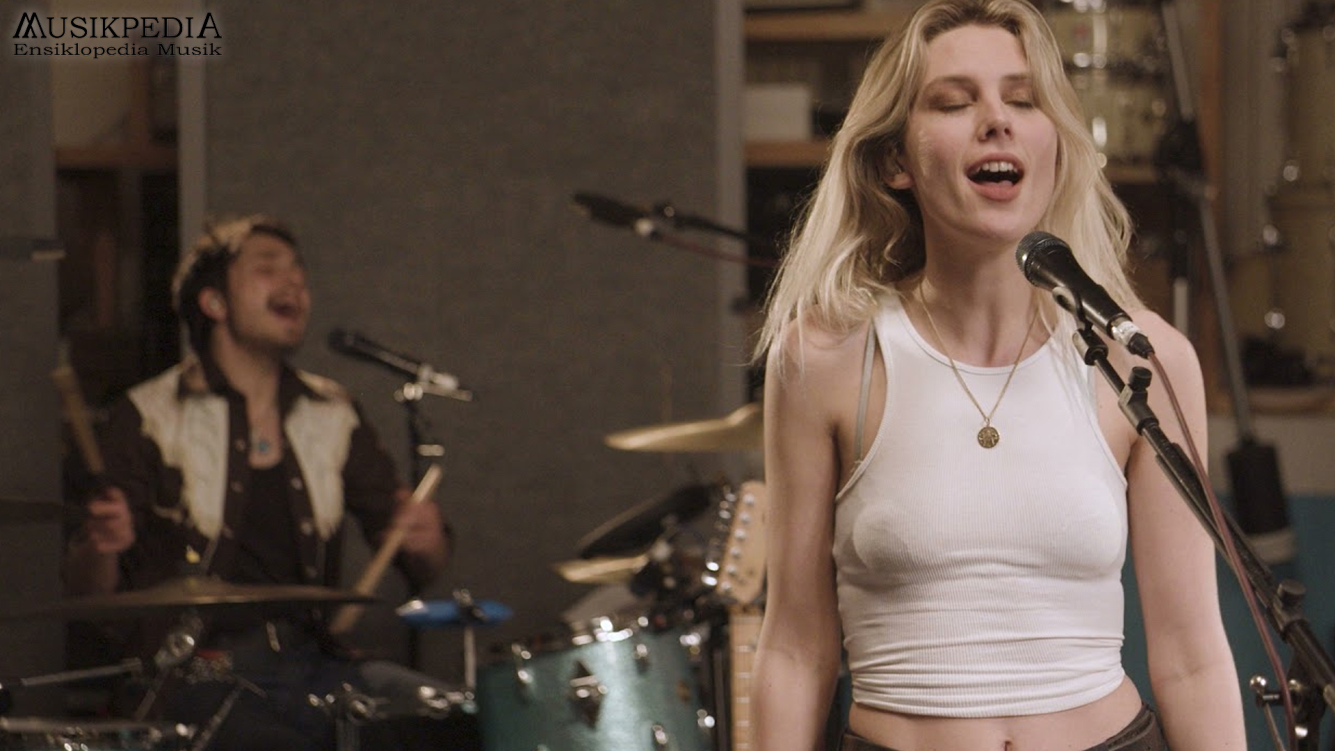 Wolf Alice Hadir dengan 4 Lagu yang Unik dan Menghipnotis