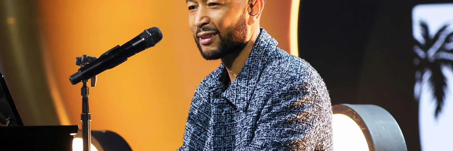 Suara John Legend Punya 5 Cerita Cinta yang Terselip