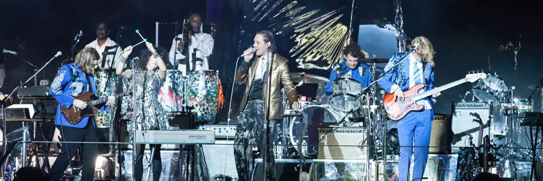 5 Alasan Mengapa Arcade Fire Selalu Berbeda dari Band Lain
