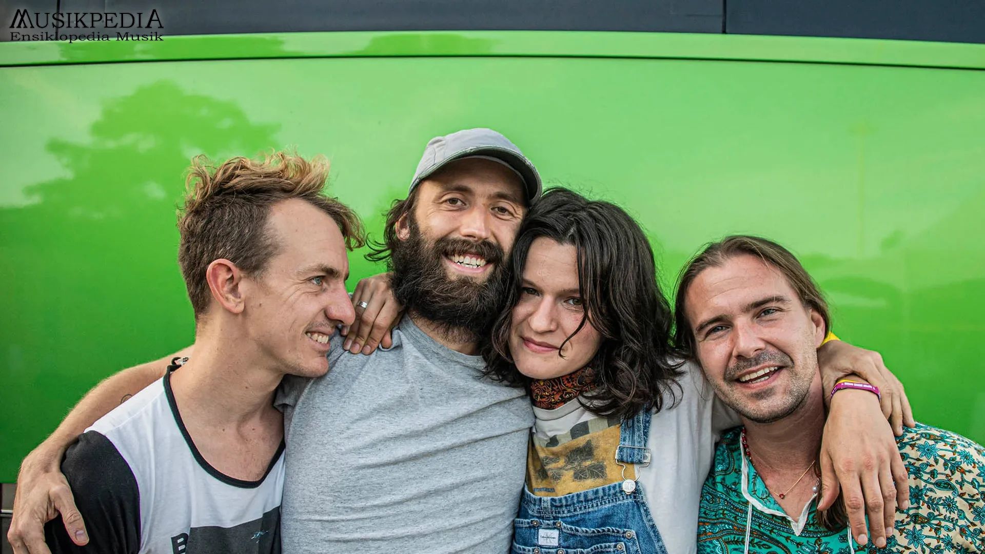 5 Alasan Big Thief Jadi Band Indie Paling Dicintai Zaman Sekarang 2 5 Alasan Big Thief Jadi Band Indie Paling Dicintai Zaman Sekarang