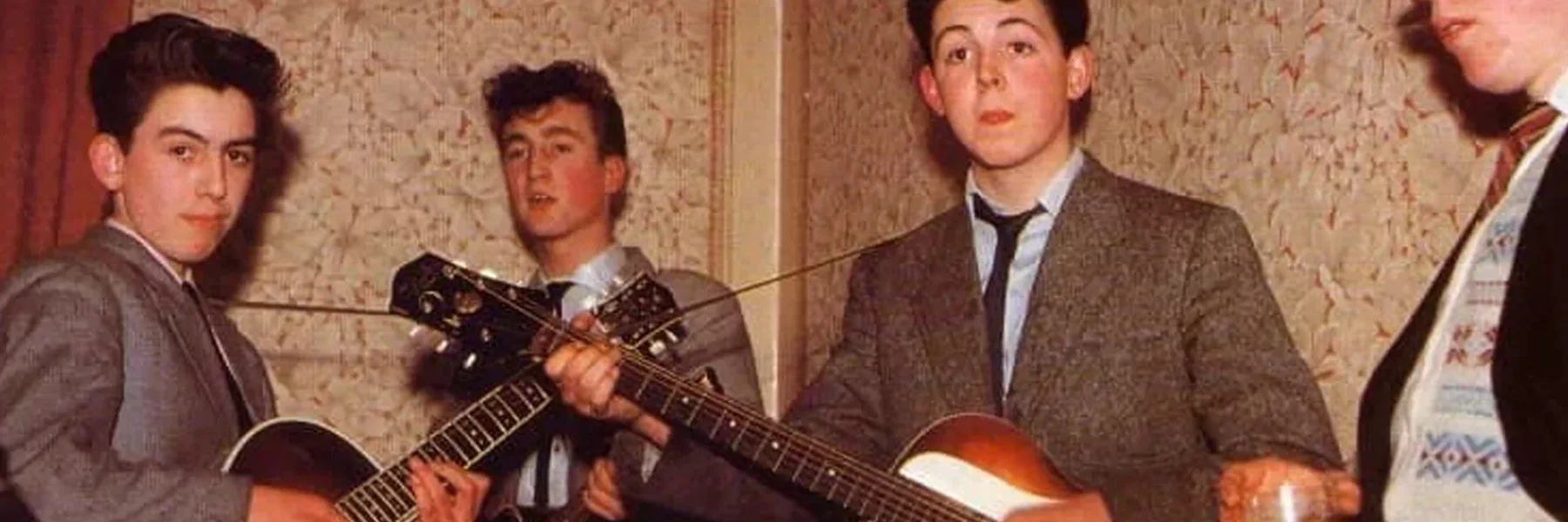 The Quarrymen: 5 Hal Gokil Sing Kowe Gak Sadar Sebelum Ngetop