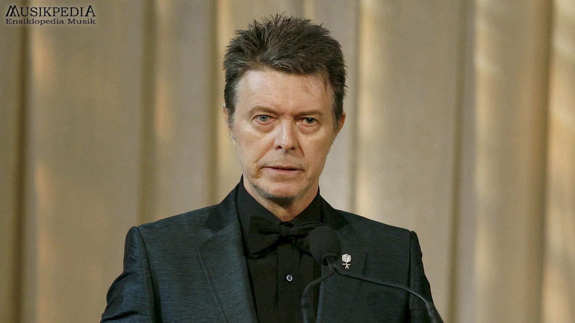 David Bowie Legenda Musik 90an Terpopuler Dunia Abadi 2 David Bowie Legenda Musik 90an Terpopuler Dunia Abadi
