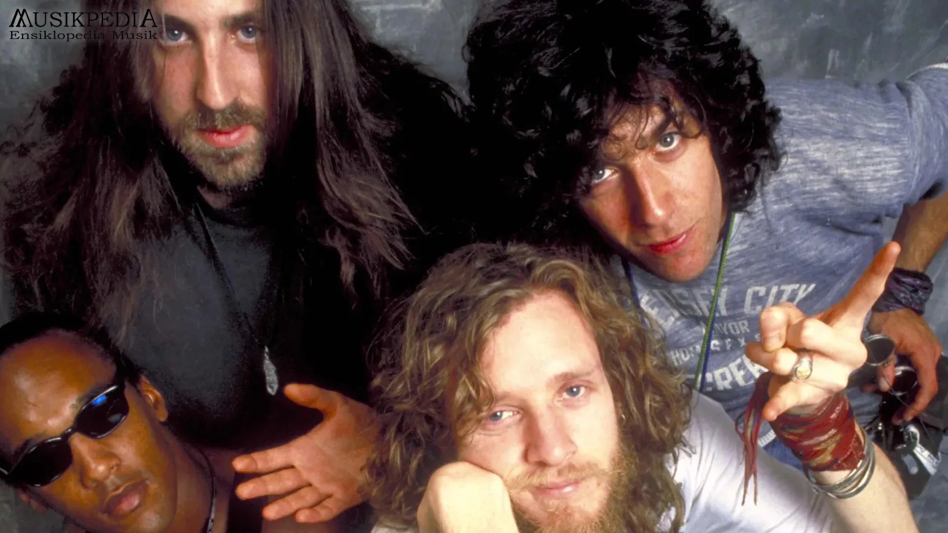 5 Personel Asli Spin Doctors yang Bikin Musik Jam Rock Begitu Energik 2 5 Personel Asli Spin Doctors yang Bikin Musik Jam Rock Begitu Energik