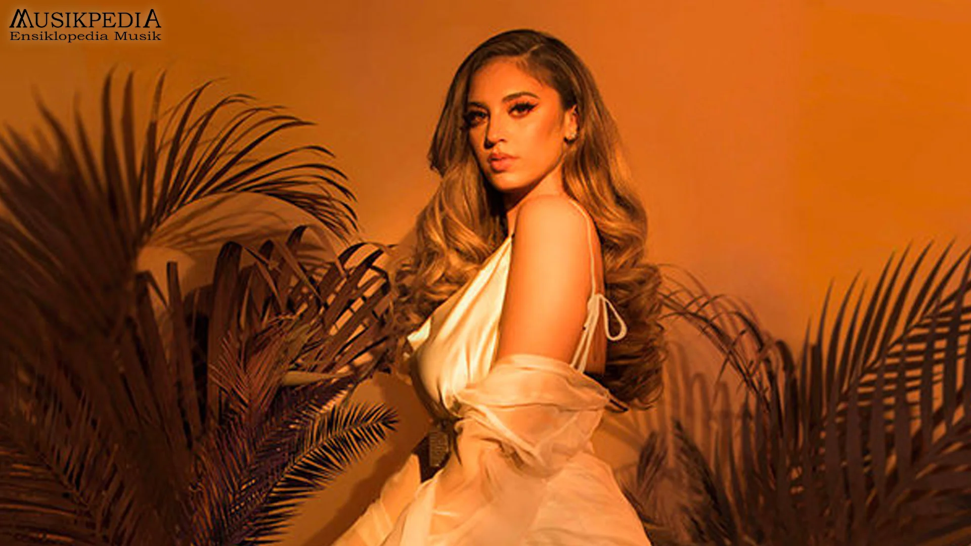 Alina Baraz dan 5 Fakta Penting yang Buat Karier Musiknya Bersinar 2 Alina Baraz dan 5 Fakta Penting yang Buat Karier Musiknya Bersinar