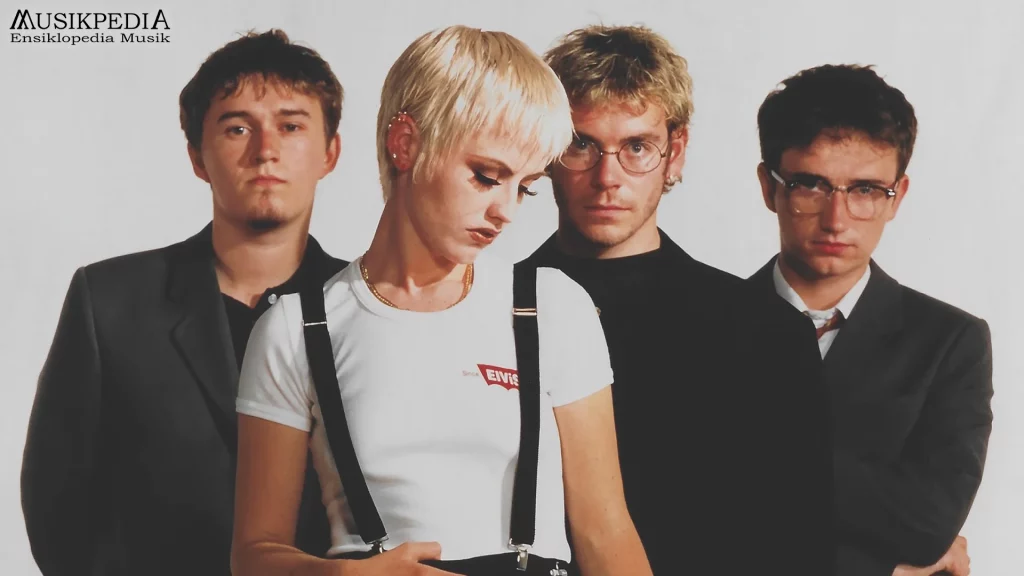 5 Lagu Penyanyi The Cranberries Yang Menjadi Super Ikon Musik Era 90an