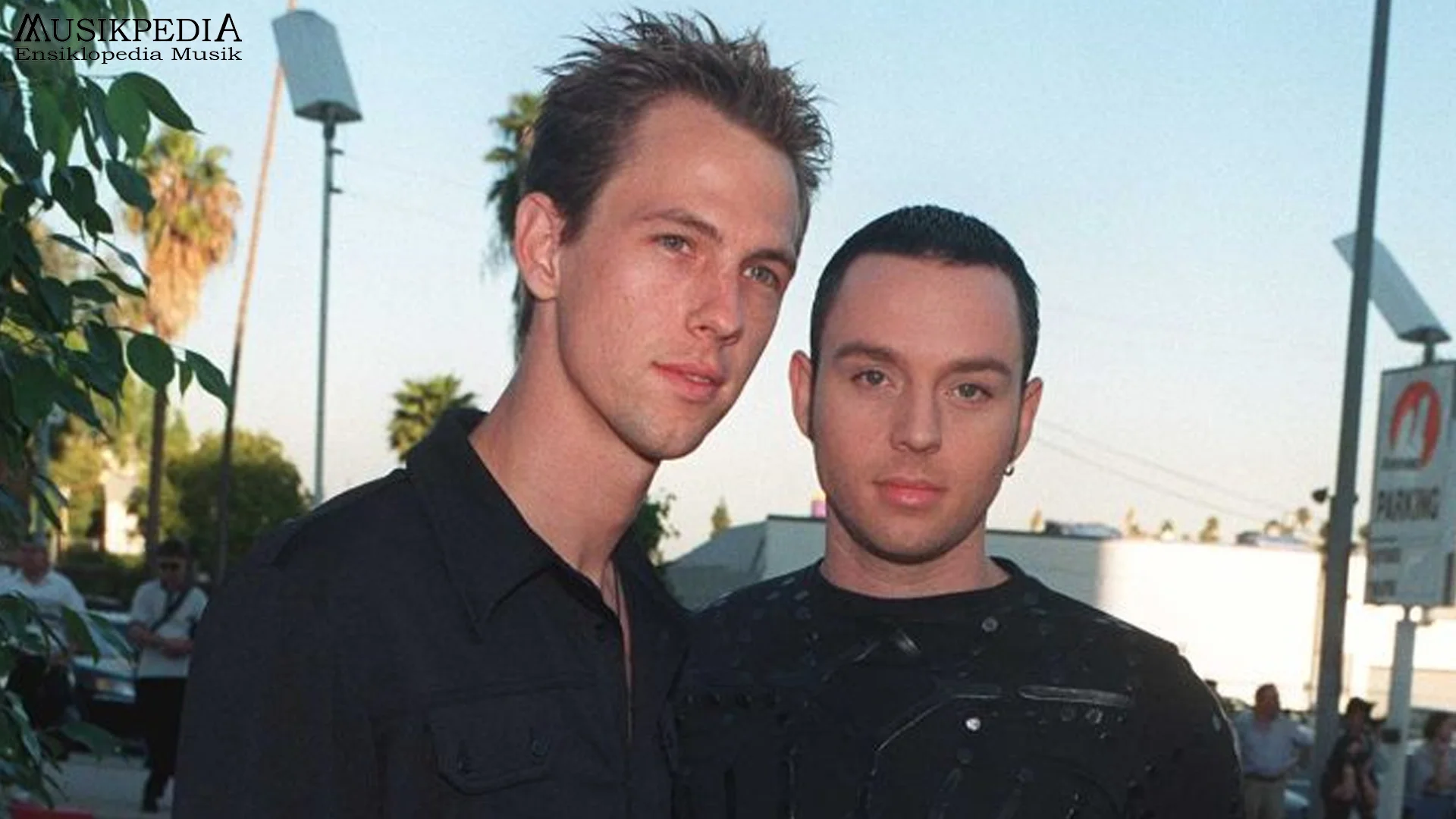 Savage Garden 2 Personel dengan 1 Juta Cerita Super